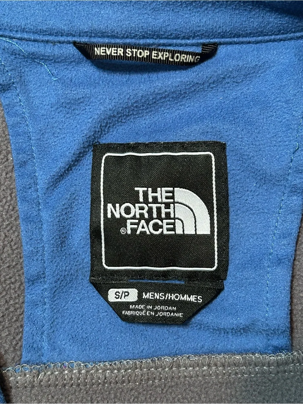 The North Face Men's Two-Tone Blue and Gray Softshell Jacket